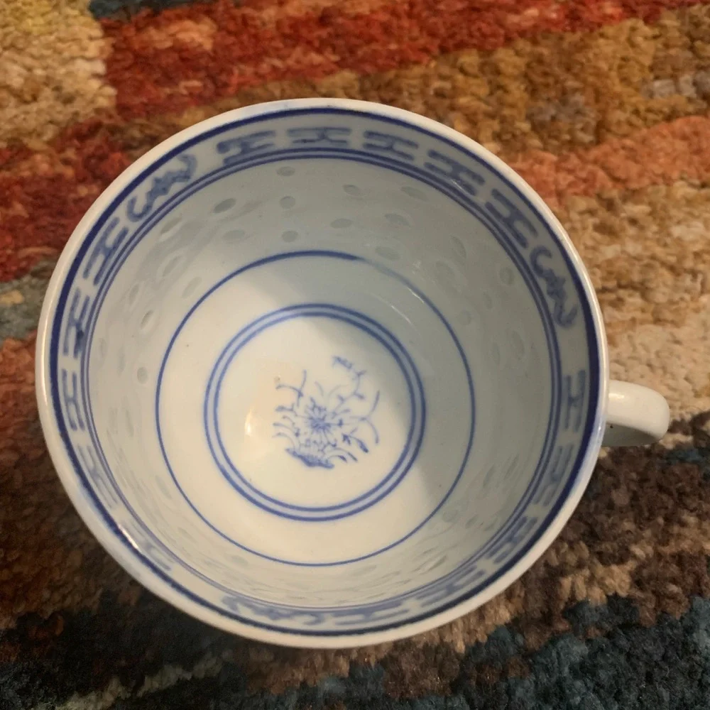 Blue and White Ceramic Tea Cup - Classic Pattern